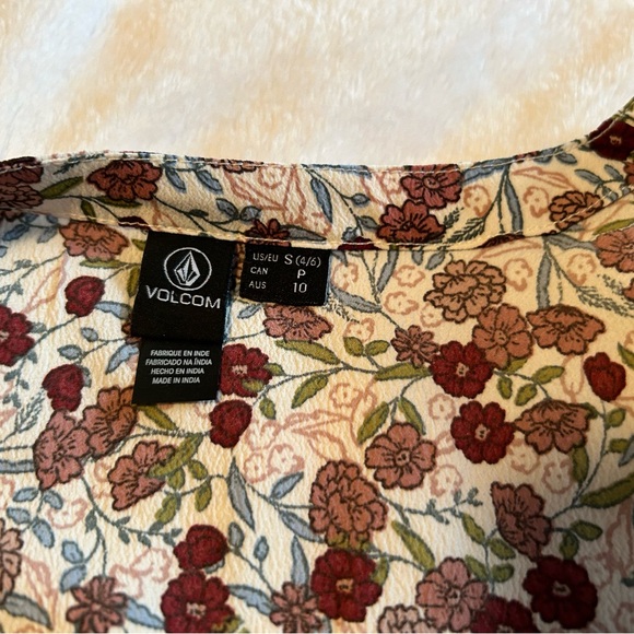 Volcom Flower Trip Dress. NWT. Size S - Picture 3 of 5